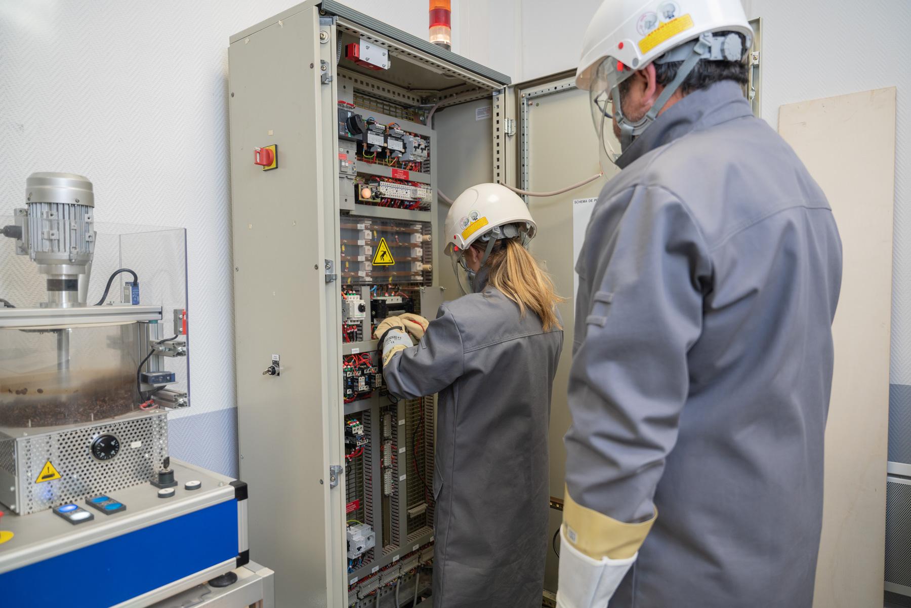 Formations aux métiers de l'électrotechnique